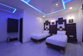 Hotel J P International