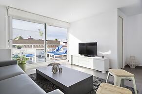 Sitges Group Blue and White