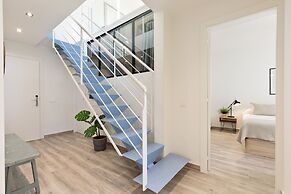 Sitges Group Blue and White