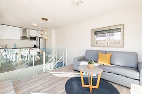 Sitges Group Blue and White