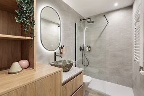 Sitges Group Blue and White