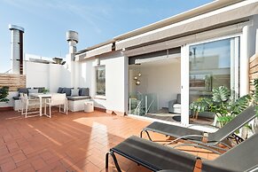 Sitges Group Blue and White