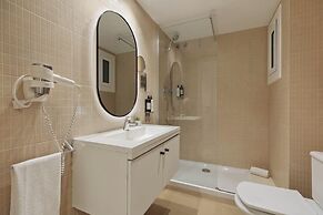 Sitges Group Beach Dreams