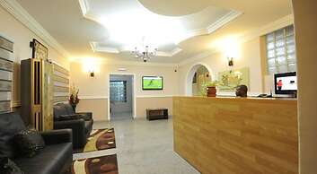 Sheer Luxury Apartments and Suites