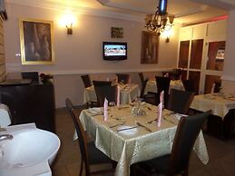 Sheer Luxury Apartments and Suites