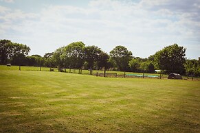 Dawn Chorus Holidays