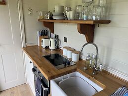 Dawn Chorus Holidays