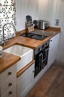 Dawn Chorus Holidays