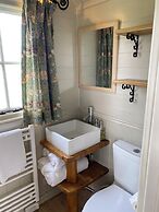 Dawn Chorus Holidays