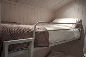 Dawn Chorus Holidays