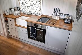 Dawn Chorus Holidays