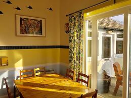 Chase The Wild Goose Hostel