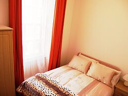 Niddry Street Apartments