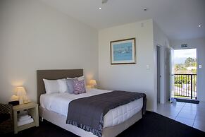 Carters By The Sea Westport