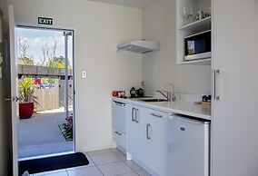 Carters By The Sea Westport