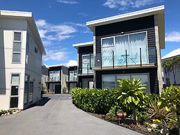 Carters By The Sea Westport