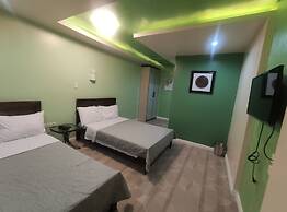 Nikita's Place Hotel