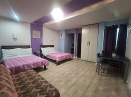 Nikita's Place Hotel