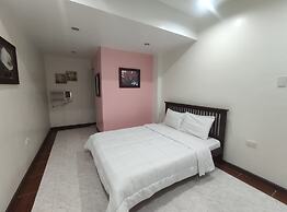 Nikita's Place Hotel