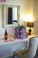 Play La Ploen Boutique Resort