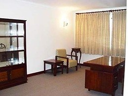 Nha Khach Tien Giang