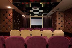 Kowloon Harbourfront Hotel