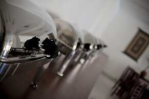 Lavendish Okrin Hotel