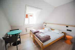 Jacques Brel Youth Hostel