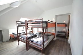 Auberge de Jeunesse de La Roche-Champlon