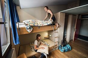 Auberge de Jeunesse de Mons - Hostel