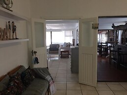 Breeze Inn Bed and Breakfast