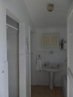 Breeze Inn Bed and Breakfast