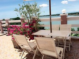 Hoi An Riverlife Homestay