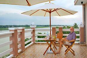 Hoi An Riverlife Homestay