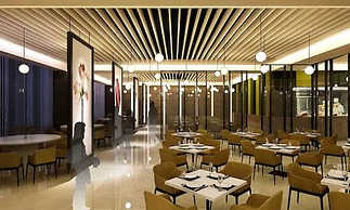 Grand Royal Hotel