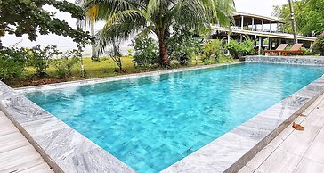 Koh Mook Riviera Beach Resort