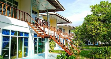 Koh Mook Riviera Beach Resort