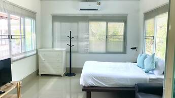 Koh Mook Riviera Beach Resort