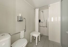 B&B HOTEL Alençon Nord