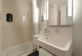B&B HOTEL Alençon Nord