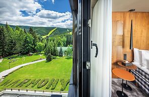 Harmony Hotel