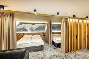 Harmony Hotel