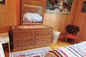 Koch Haus Bed & Breakfast