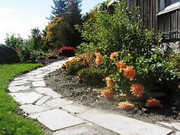 Koch Haus Bed & Breakfast