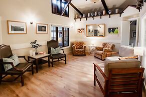 Hessenland Inn & Schatz Winery