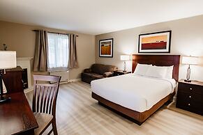 Hessenland Inn & Schatz Winery