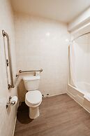 Hessenland Inn & Schatz Winery