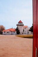 Hessenland Inn & Schatz Winery