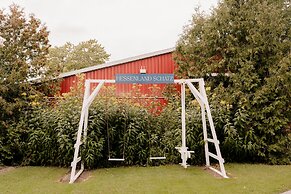 Hessenland Inn & Schatz Winery