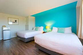 Coast River Inn by OYO Seaside